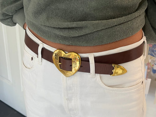 Streets Ahead Brass Hammered Heart Belt in Cognac