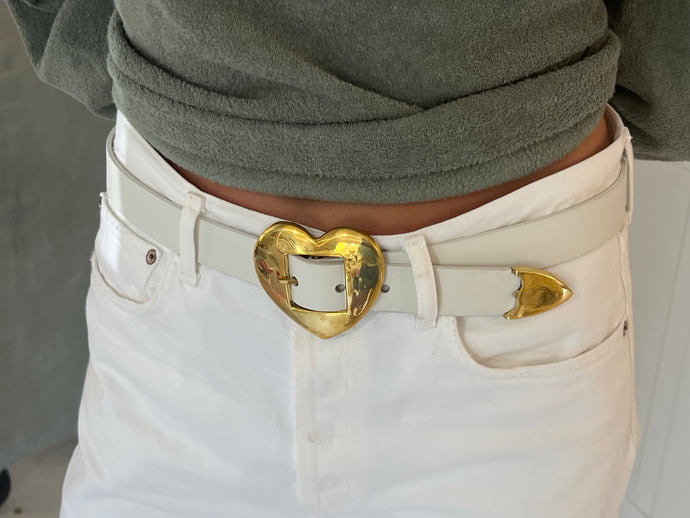 Streets Ahead Brass Hammered Heart Belt in White