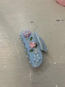Flower Rhinestone Claw Clip