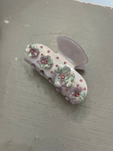 Flower Rhinestone Claw Clip