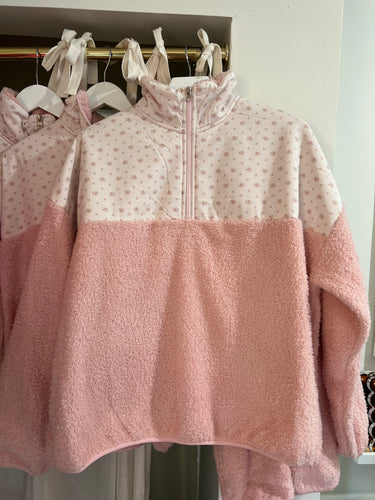 Happy Camp3r Aria Henley