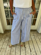 De Loreta Panca Pants