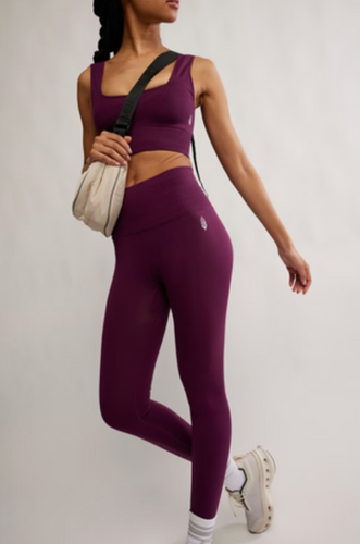 Good Karma Legging in Black Cherry