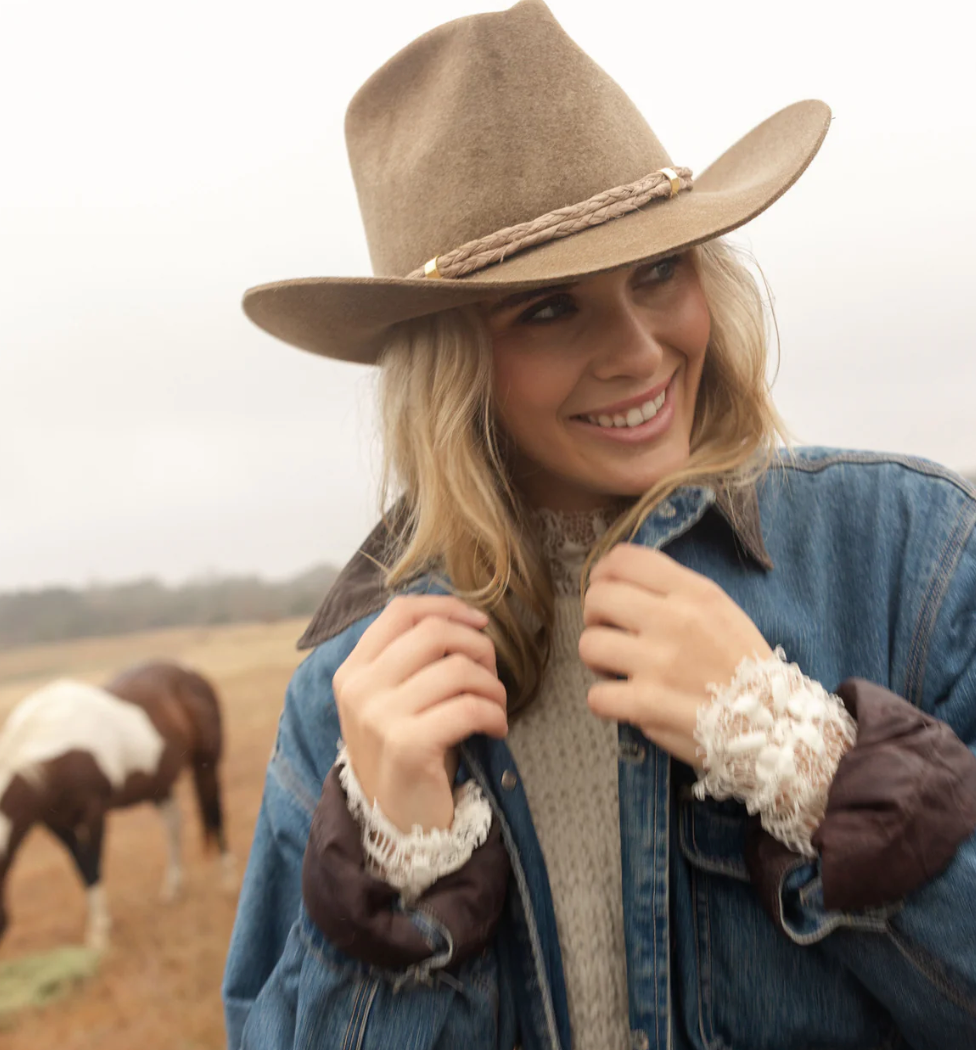 Freya Myrtle Hat in Flecked Almond