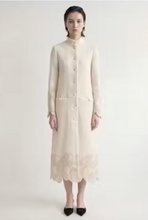 Loretta Caponi Ellen Coat