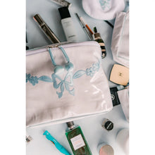 Lenora Floral Bow Train Case