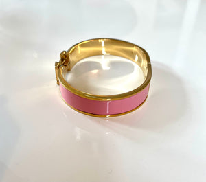 Gold H Cuff Bracelet in Light Pink